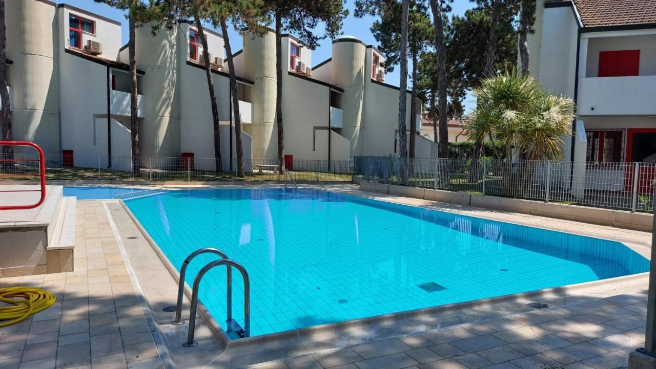 Holiday Village Lignano Sabbiadoro Luaran gambar